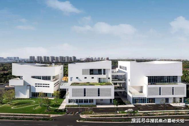 线楼盘百科→楼盘网站→测评→中心电线小时热线电话详情尊龙凯时张江金茂府售楼处电话→张江金茂府售楼中心电(图35)